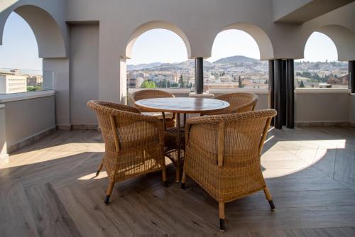 Balcony/terrace, Hotel Granada Center in Granada
