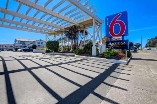 Motel 6-Fort Bragg, CA