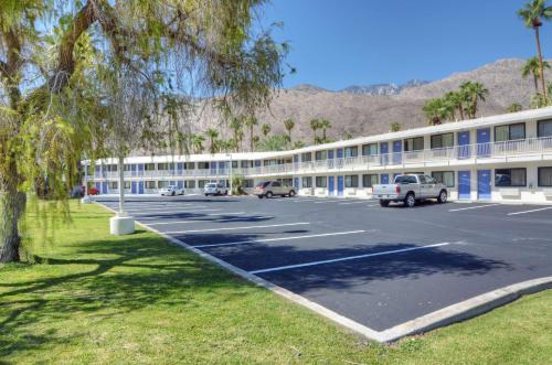 Motel 6-Palm Springs, CA - East - Palm Canyon