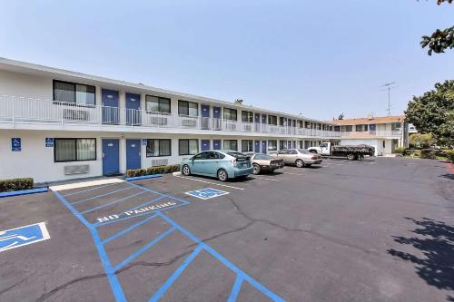 Motel 6-Sunnyvale, CA - South