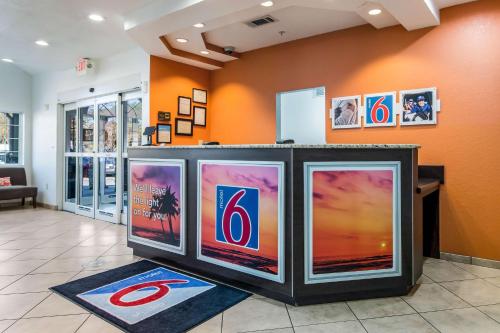 Előcsarnok, Motel 6 Canton, GA in Canton