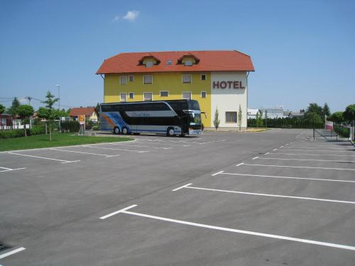 Hotel Bau Maribor - image 2