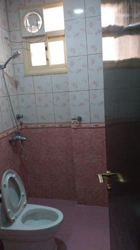 Bathroom, سبيل للشقق المخدومة خميس مشيط in Khamis Mushayt