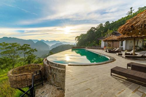 Central Hills Pù Luông Resort - 전망