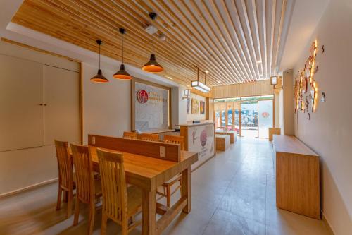 ロビー, エドヤホテルドンコイ (Edoya Hotel Dong Khoi) in ホーチミン