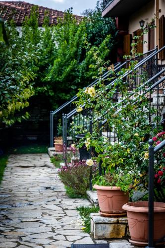 Jardín, Enastron in Kalavryta