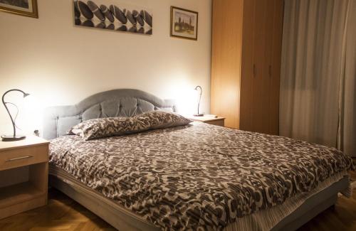 Centre Point Apartment - image 8