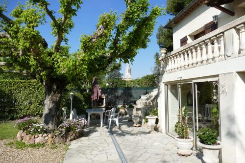 Appartement avec véranda donnant sur le jardin