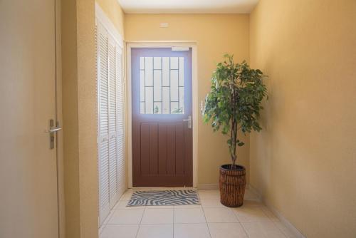 Bay Harbor Luxury 1 bedroom apartments - image 5