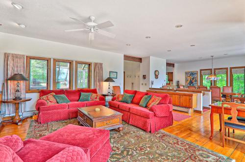 1477 Salt Ash Road in Plymouth, USA