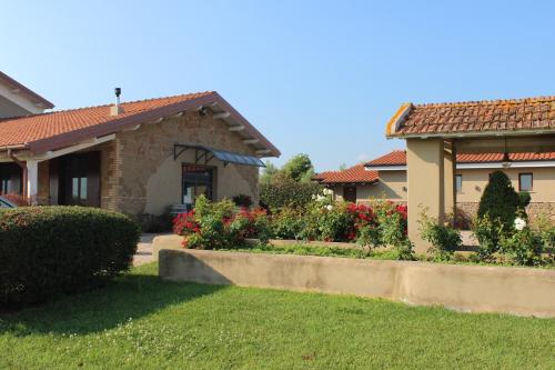 Il Casale degli Ulivi - Agriturismo - TENIMENTI LEONE - 숙소 외관