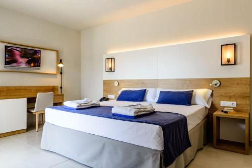 Estival ElDorado Resort Room Type - Suite (2 Adults + 2 Children)