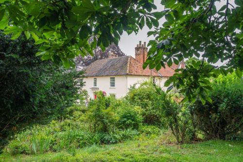 Grove Farm House - image 9