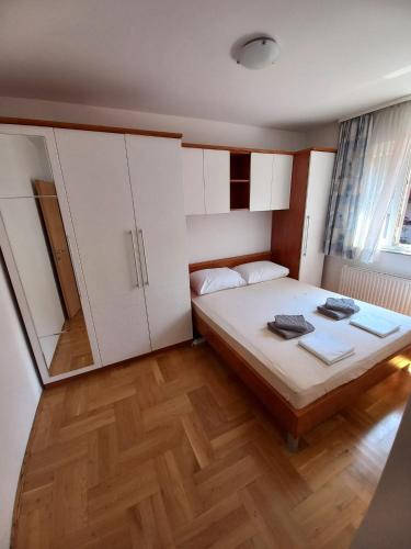 Apartman Kajzerica - Apartment - Zagreb