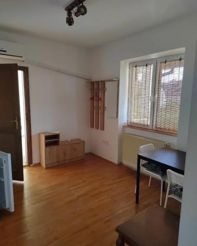 Apartmani Jela obrázok
