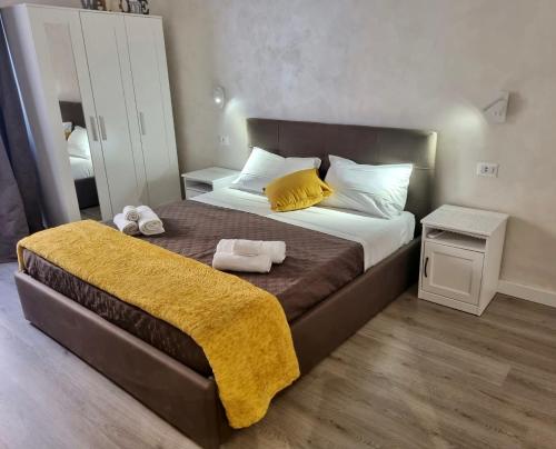 Apartment close to the Coloseum, 2 minutes walk from metro A, Rzym (zdjęcie 8)