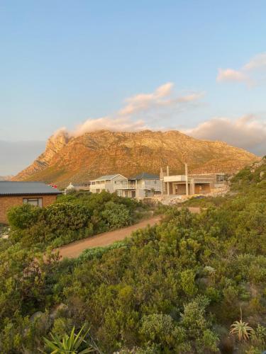 Kilátás, Beach & Mountain Retreat within a UNESCO Biosphere in Rooiels