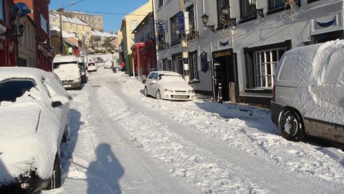 OSheas Hotel