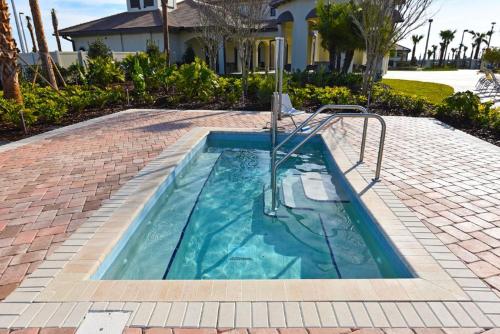 Bristol Free Gated Water Park Resort - image 14
