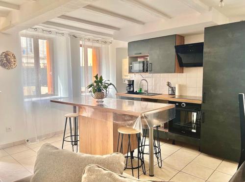 Villa 2 chambres Netflix - Wifi - Parking - Terasse gîte à louer Magnac-sur-Touvre