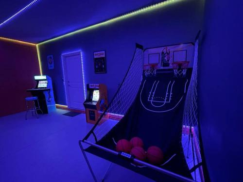 7-bed w Pool, Game Room and Free Resort Access, Davenport (photo 5)