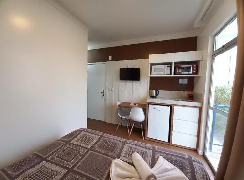 Double Room image 2