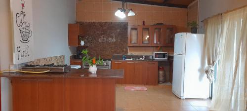 廚房, Casa Grande Retiro para grupos in 塞羅阿蘇爾