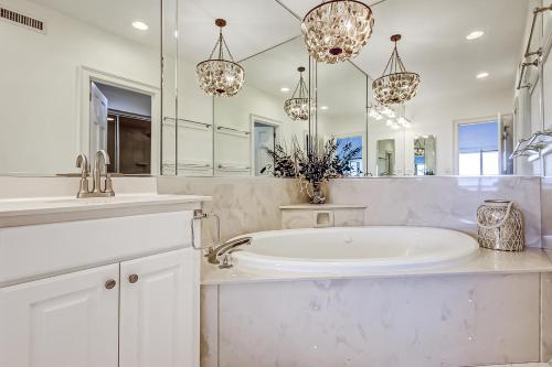 Ocean Club 4409 in Isle of Palms, USA