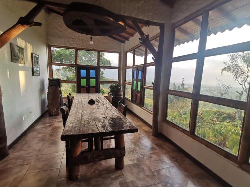 Finca campestre con hermosas vistas.