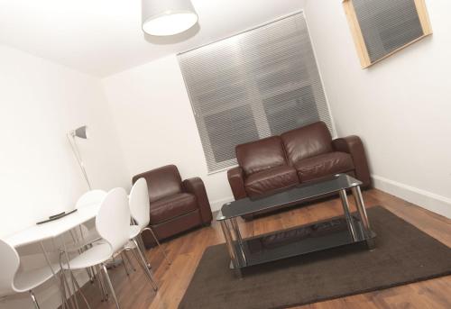 Aberdeen Serviced Apartments: Charlotte street - image 8