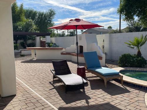 Beautiful Private Casita/Guesthouse w/ Kitchen, Access to Pool/Spa in Goodyear