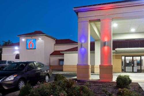 Motel 6-Shepherdsville, KY Louisville South in Shepherdsville, USA