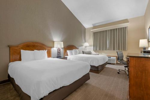 Best Western University Inn - image 9
