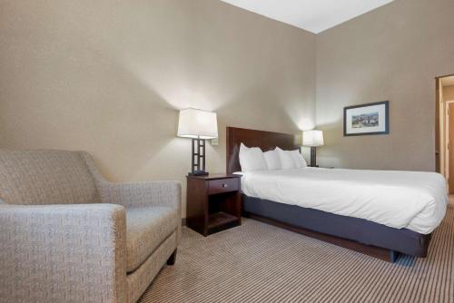Best Western University Inn - image 2