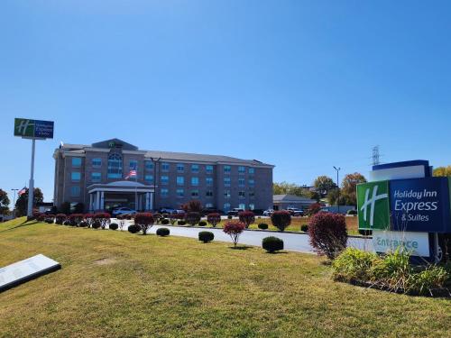 Holiday Inn Express Hotel & Suites Somerset Central By IHG - 숙소 외관