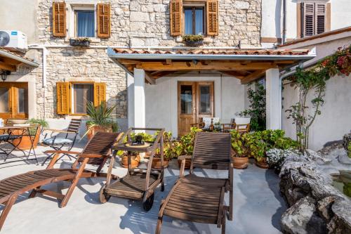 Apartments and rooms with parking space Loborika Pula - 12983 - image 4