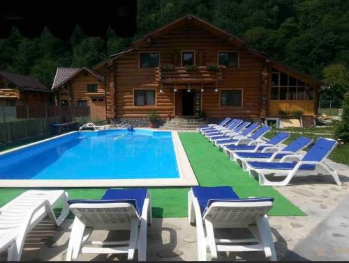Daroxteo - 6 Bedroom the log house with pool - Accommodation - Lepşa