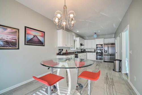 Luxe Lake Chickamauga Retreat w/ Boat Dock! in Soddy Daisy (TN)
