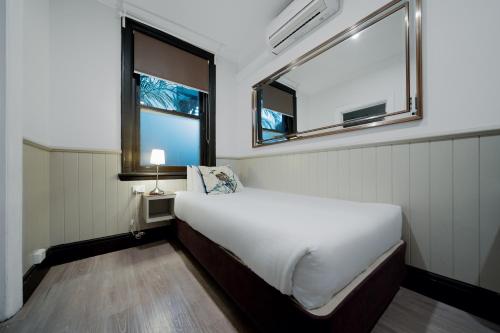 Cremorne Point Manor - image 6