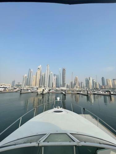 Yacht( boat )2 Beds, 1 Bath Dubai Eye Marina JBR photo