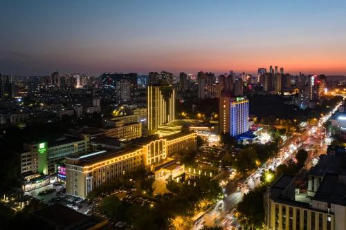 Holiday Inn Zhengzhou Zhongzhou, an IHG Hotel