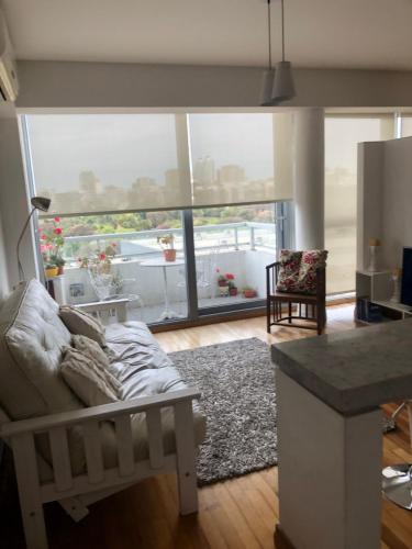 Apartamento Av kennedy y Cerviño a metros embajada EEUU, Buenos Aires (fotografie 5)