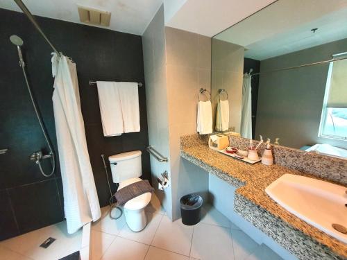 room detail thumbnail 2