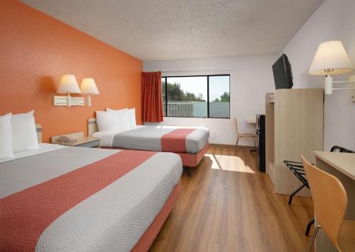 Queen Room with Two Queen Beds
