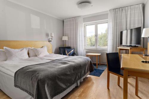 1 queen bed