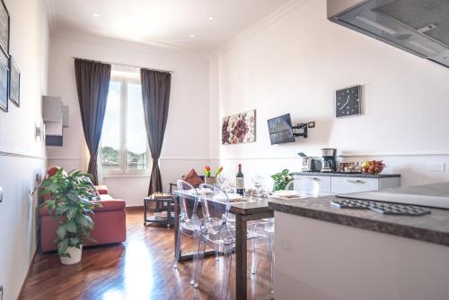 Your Home in Florence next to the central train station, Firenze (foto 3)