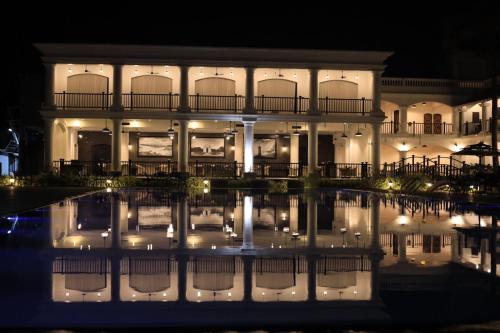 Ravintola, Lagoon Sarovar Premiere Resort, Pondicherry in Pondicherry