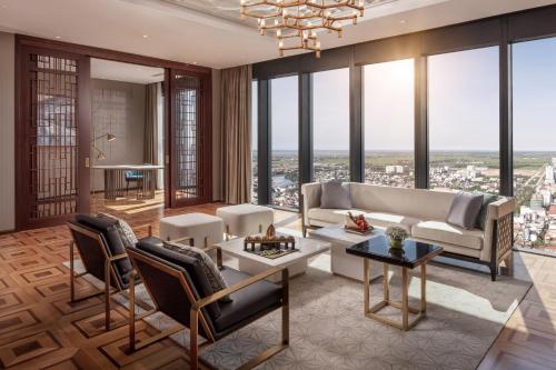Vinpearl Hotel Huế