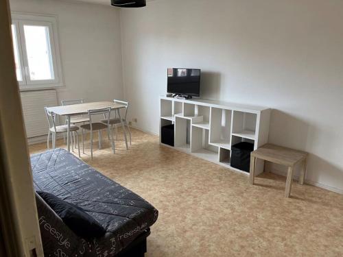 L'Essentiel : Bel appartement - Location saisonnière - Riorges