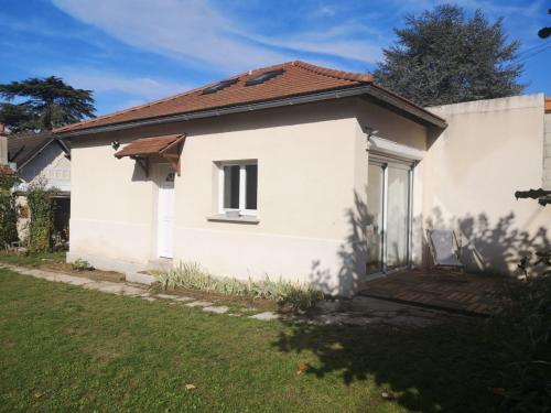 Maisonnette de Charme à 10min de Fontainebleau